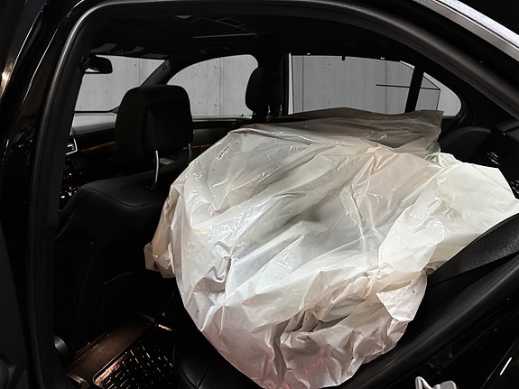 Mercedes-Benz E250 24 of 30