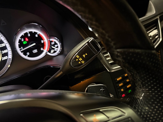 Mercedes-Benz E250 22 of 30