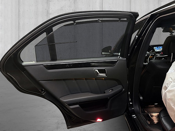 Mercedes-Benz E250 25 of 30