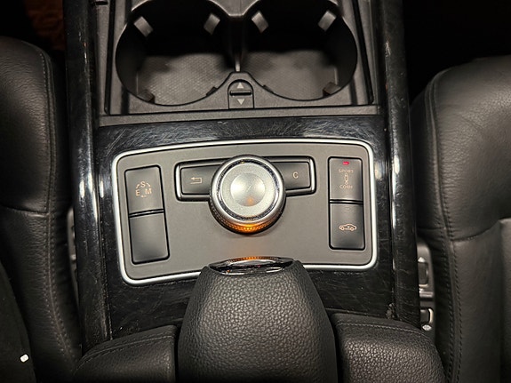 Mercedes-Benz E250 20 of 30