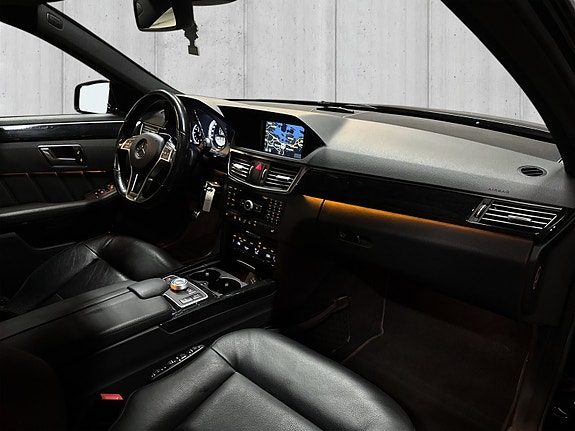 Mercedes-Benz E250 13 of 30