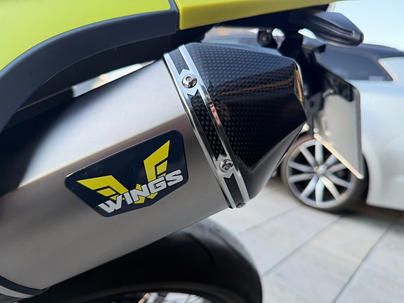 Husqvarna 701 Supermoto 5 of 5