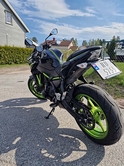 Kawasaki Z 650 5 of 5