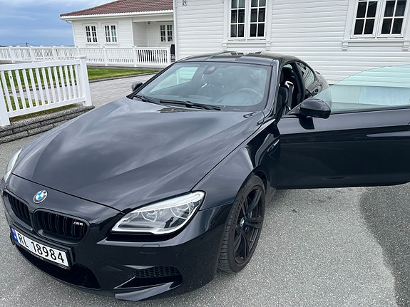 BMW M6 3 of 5