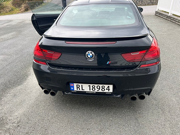 BMW M6 4 of 5