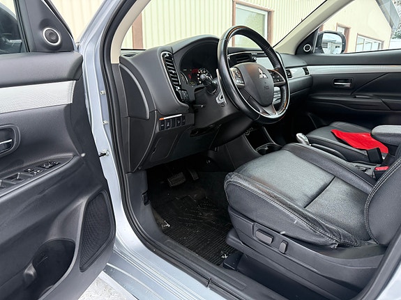Mitsubishi Outlander 19 of 23