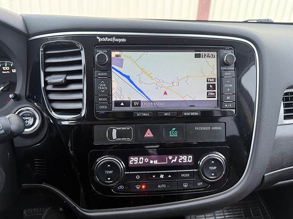 Mitsubishi Outlander 13 of 23