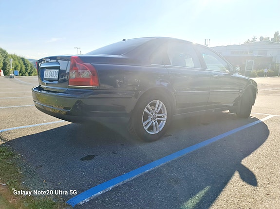 Volvo S80 4 of 8