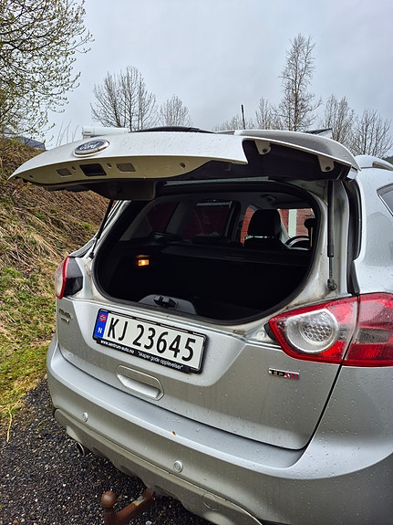 Ford Kuga 5 of 15