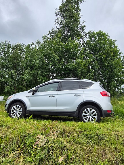 Ford Kuga 3 of 15