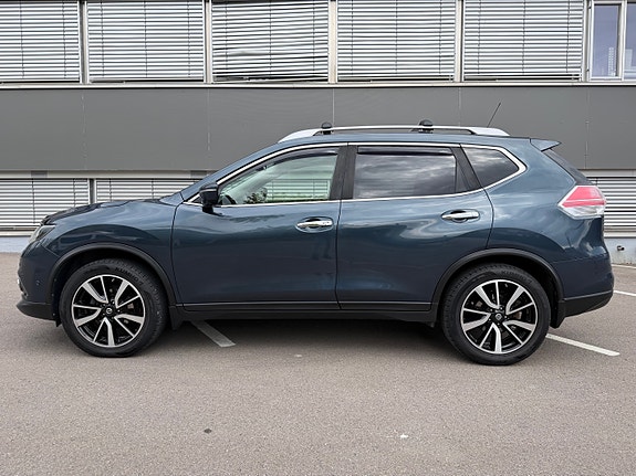 Nissan X-Trail 7 of 30