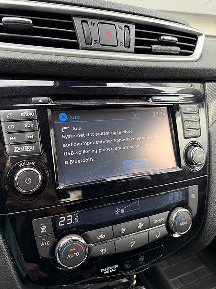Nissan X-Trail 25 of 30
