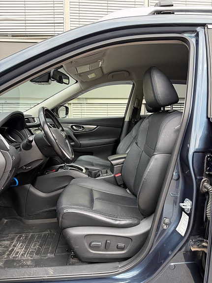 Nissan X-Trail 12 of 30