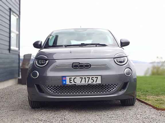Fiat 500 2 of 5