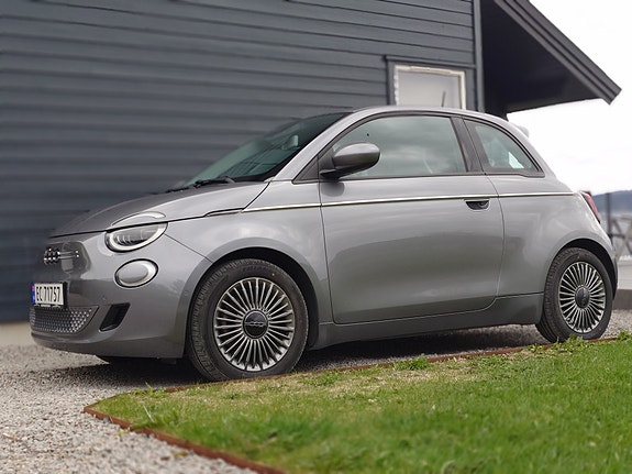 Fiat 500 3 of 5