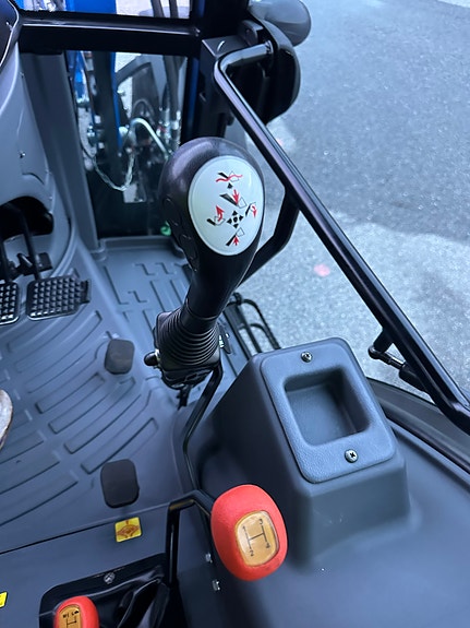 Solis Solis 50. 4 WD 25 of 30