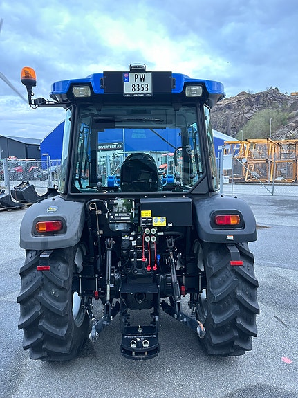 Solis Solis 50. 4 WD 6 of 30