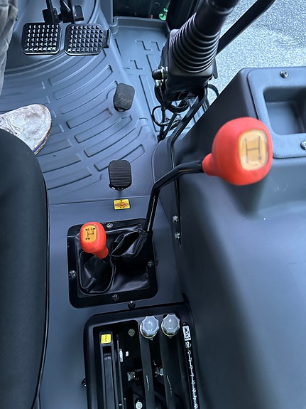 Solis Solis 50. 4 WD 23 of 30