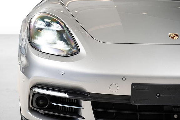 Porsche Panamera 2 of 30