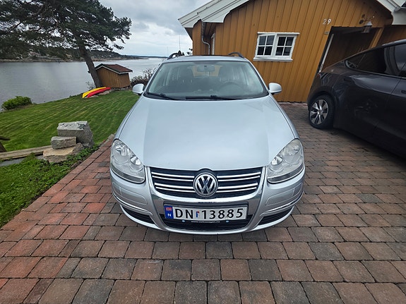 Volkswagen Golf VI 2 of 5