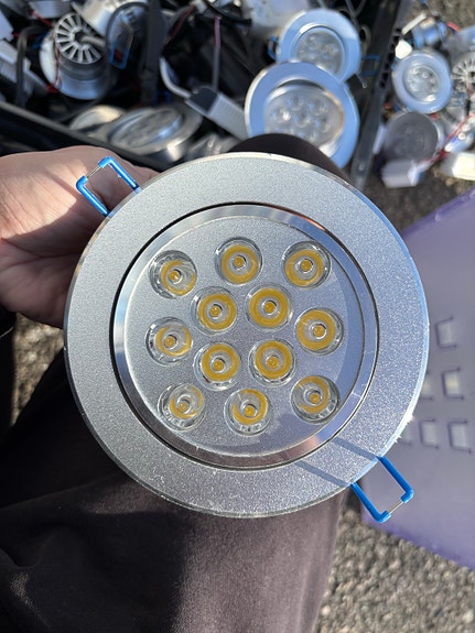 Product image 6 of 9