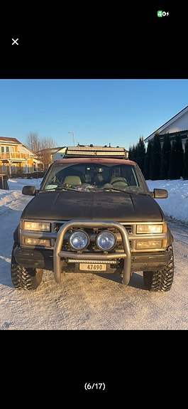 Chevrolet Tahoe 4 of 9