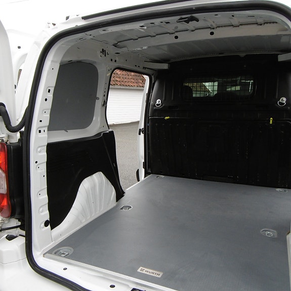 Opel Combo 12 of 30