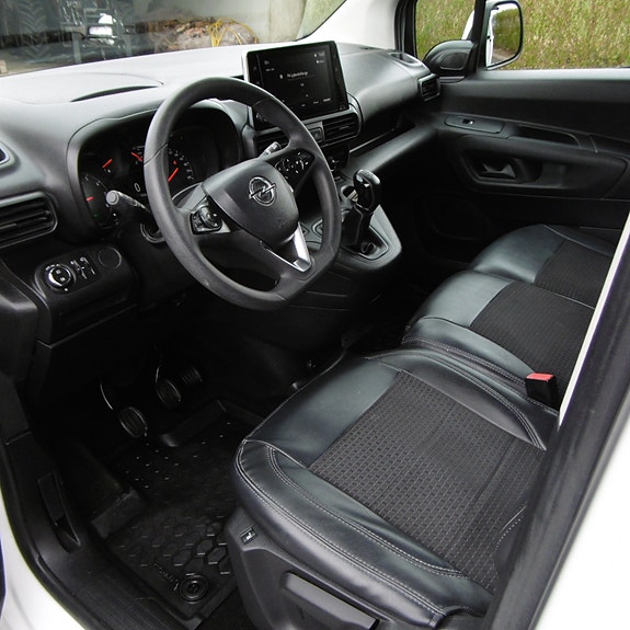 Opel Combo 19 of 30