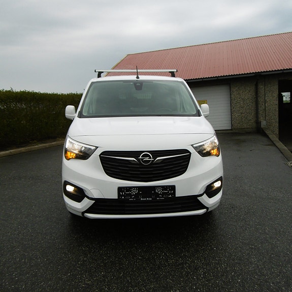Opel Combo 9 of 30