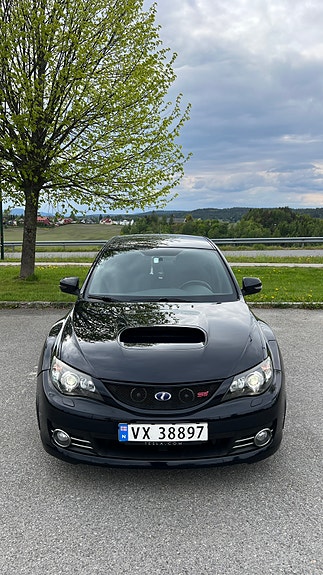Subaru Impreza 3 of 5
