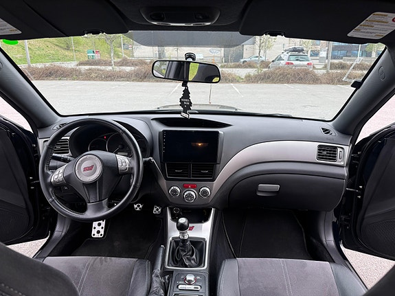 Subaru Impreza 10 of 30