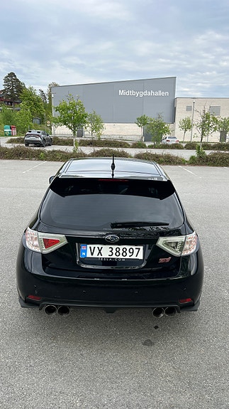 Subaru Impreza 8 of 30