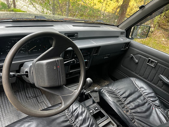 Mitsubishi L200 7 of 15