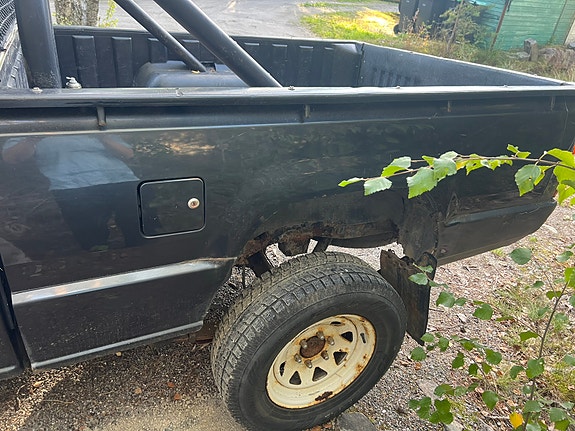 Mitsubishi L200 14 of 15