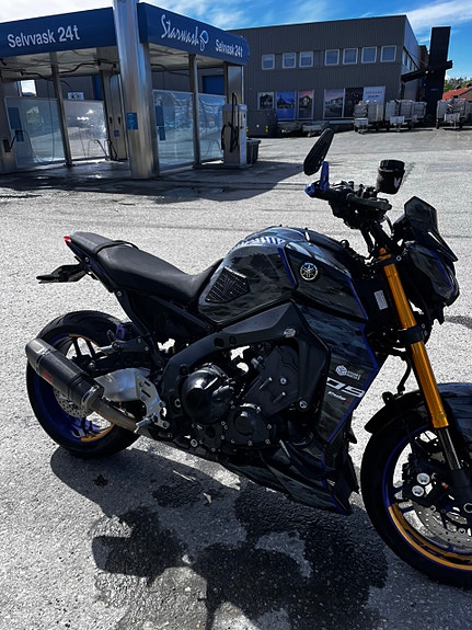 Yamaha MT-09 SP 4 of 8