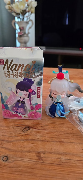 Product image 9 of 10