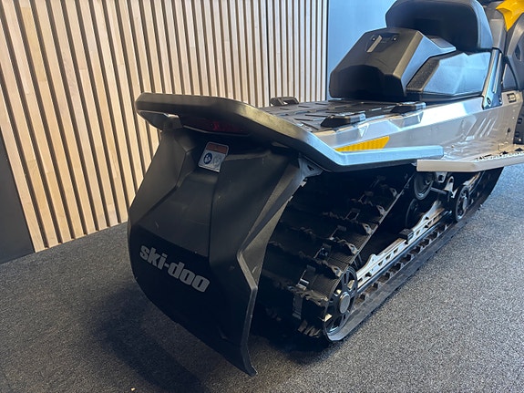 Ski-doo Renegade Sport 600 ACE 4 of 11
