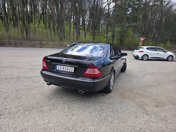 Mercedes-Benz S600 6 of 12