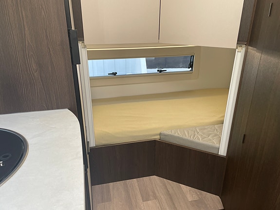 Benimar Tessoro 483 26 of 30