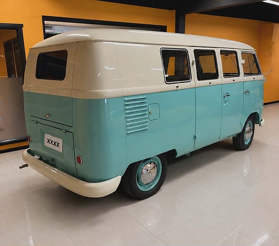 Volkswagen Transporter 3 of 5