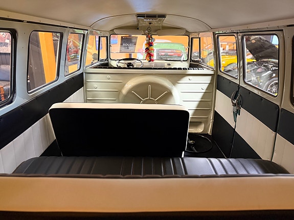 Volkswagen Transporter 7 of 11
