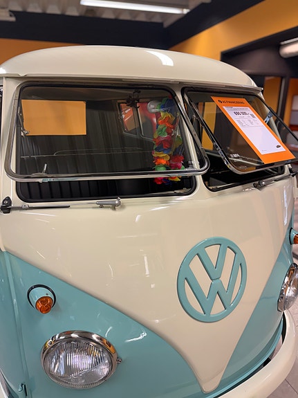 Volkswagen Transporter 8 of 11