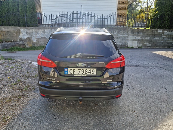 Ford Focus 4 of 5