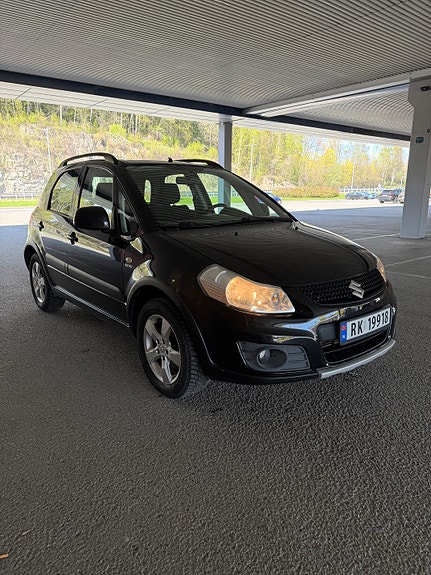 Suzuki SX4