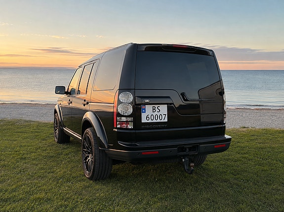 Land Rover Discovery 12 of 27
