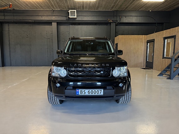 Land Rover Discovery 13 of 28