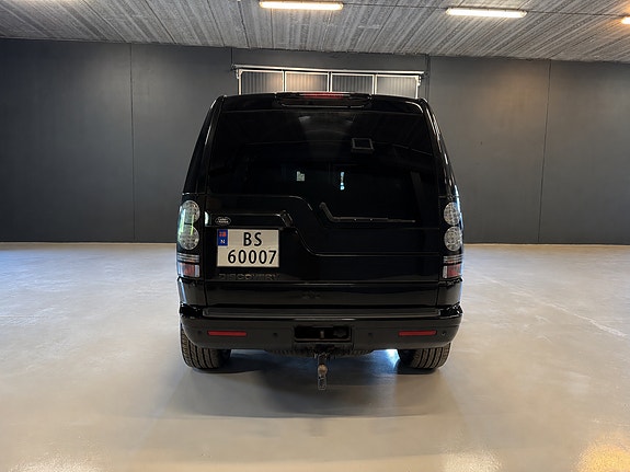 Land Rover Discovery 7 of 28