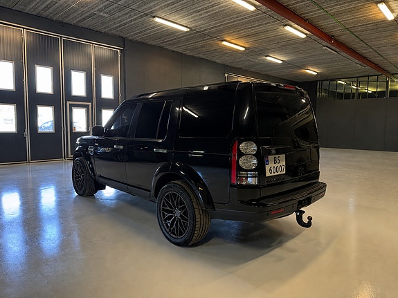 Land Rover Discovery 5 of 28