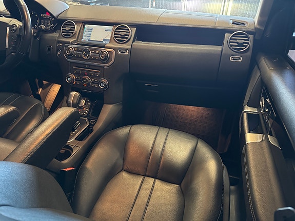 Land Rover Discovery 22 of 28