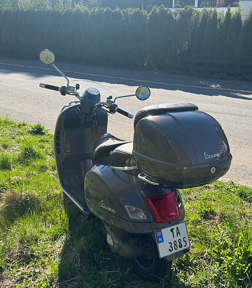 Vespa GTV 125 3 of 5